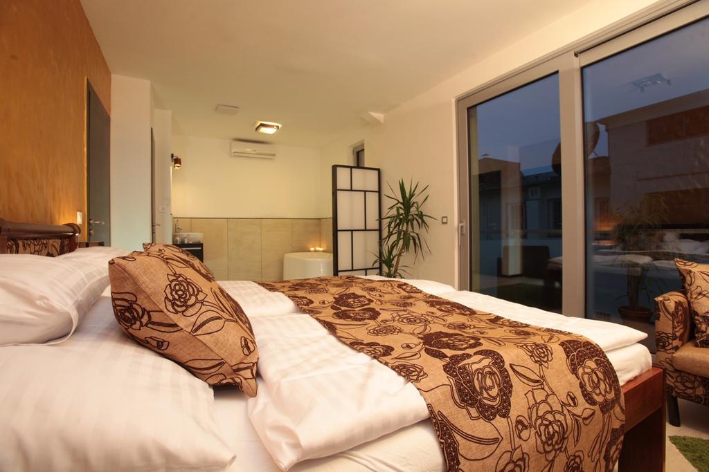 בודפשט Parliament Penthouse Boutique B&B חדר תמונה