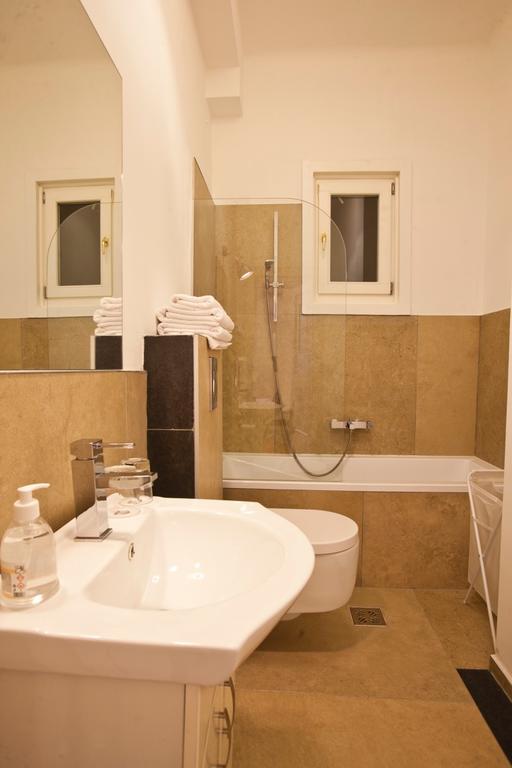 בודפשט Parliament Penthouse Boutique B&B מראה חיצוני תמונה